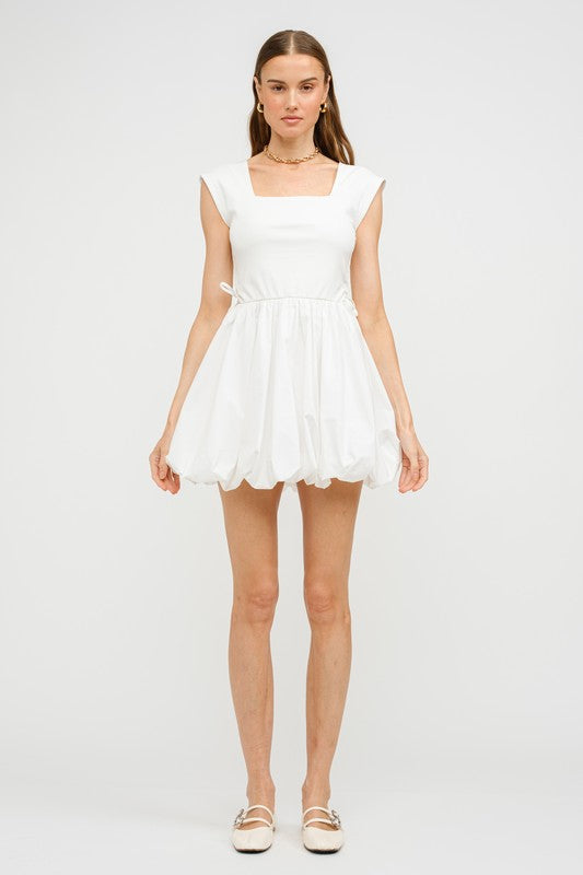 Josie White Bubble Dress IZEL BOUTIQUE Josie White Bubble Dress IZEL BOUTIQUE